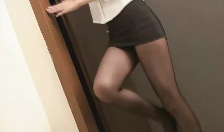 Dude cool დარგეს წევრი გაღიმებული porn ვარსკვლავი